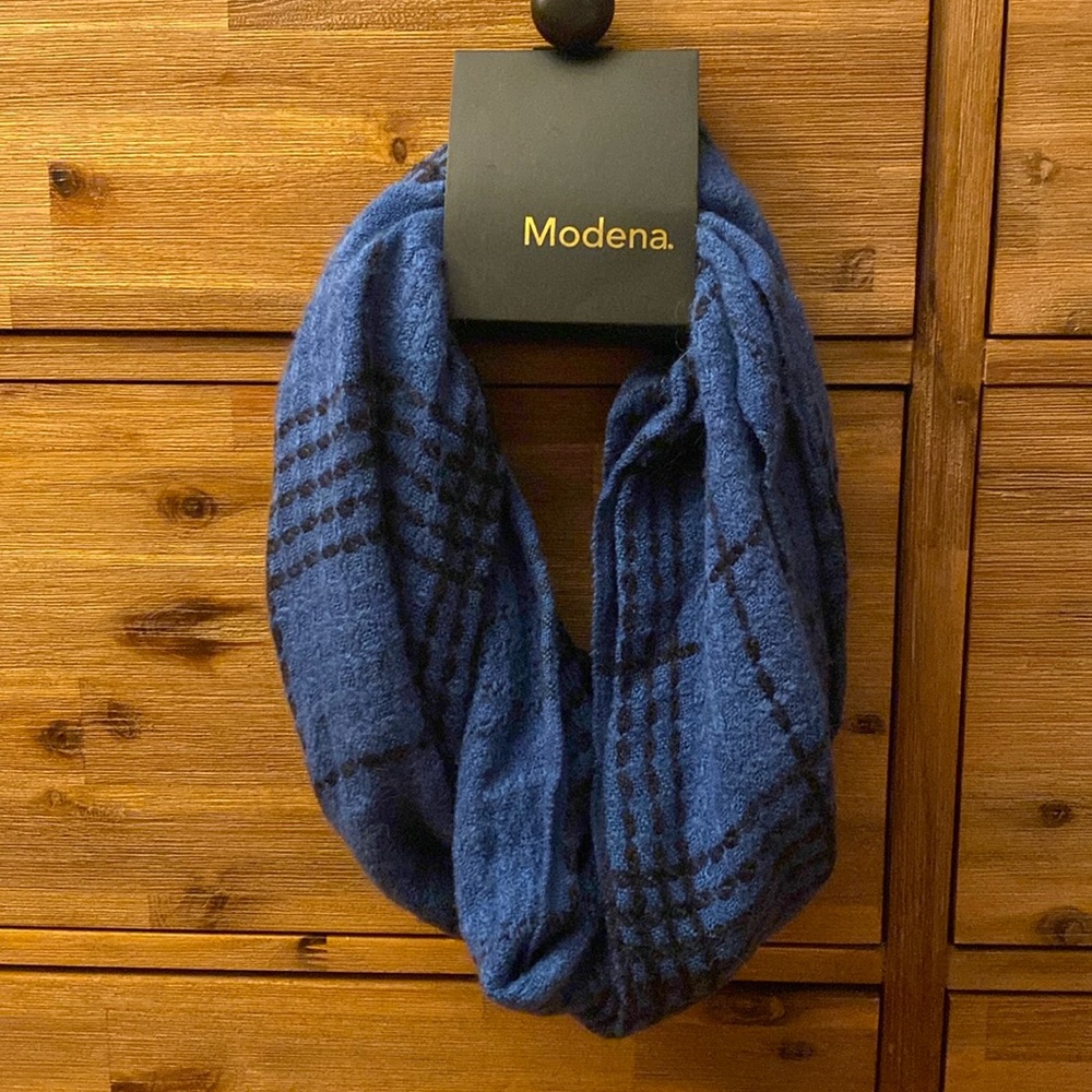 Modena scarf